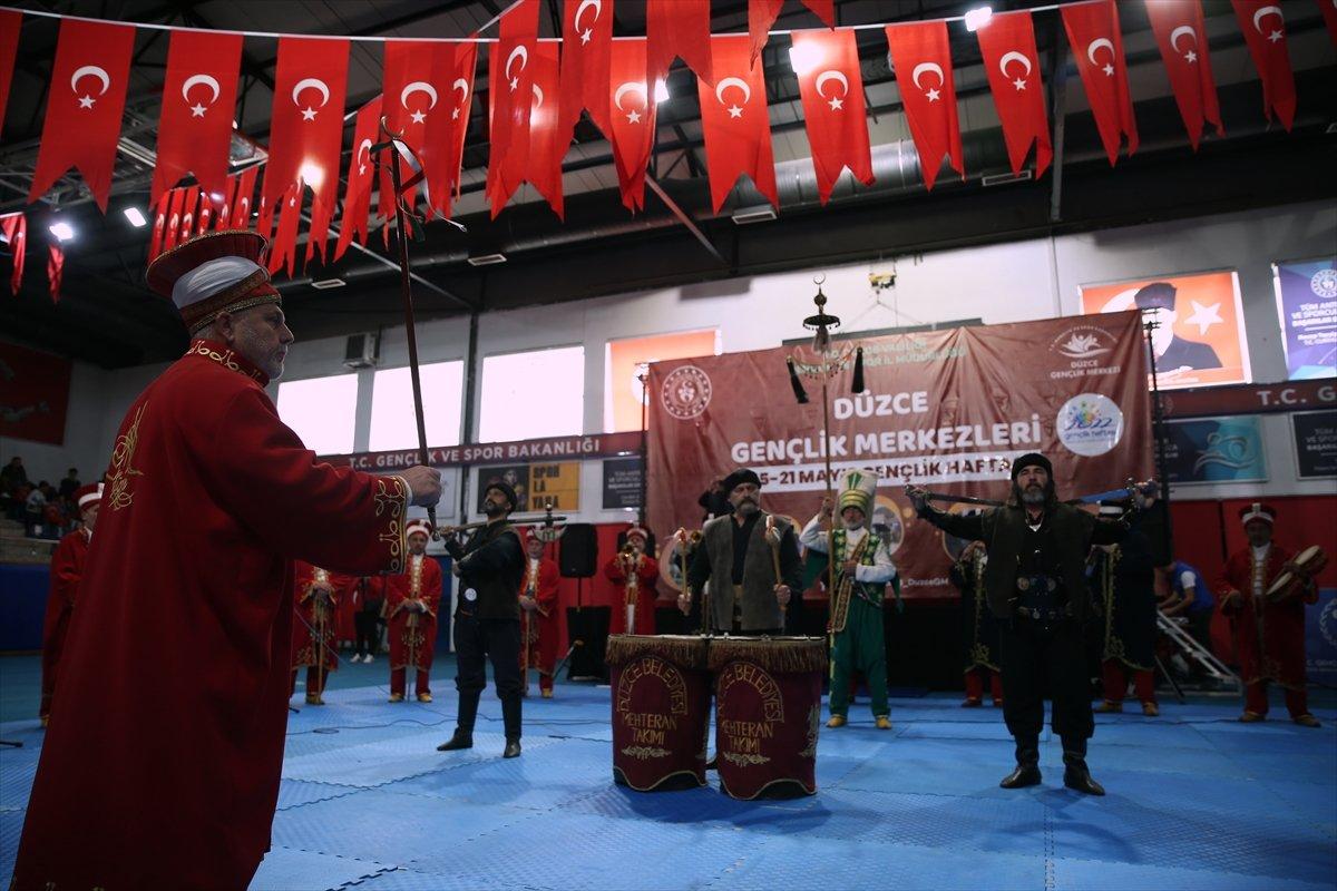 Tüm yurtta 19 Mayıs Gençlik ve Spor Bayramı coşkusu