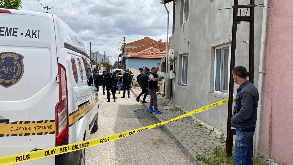 Eskişehir’de annesini ve 3 kadını, pompalı tüfekle vurdu