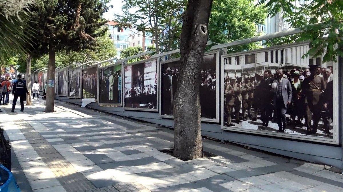 Avcılar’da Atatürk posterlerini yırtıp kaçtılar
