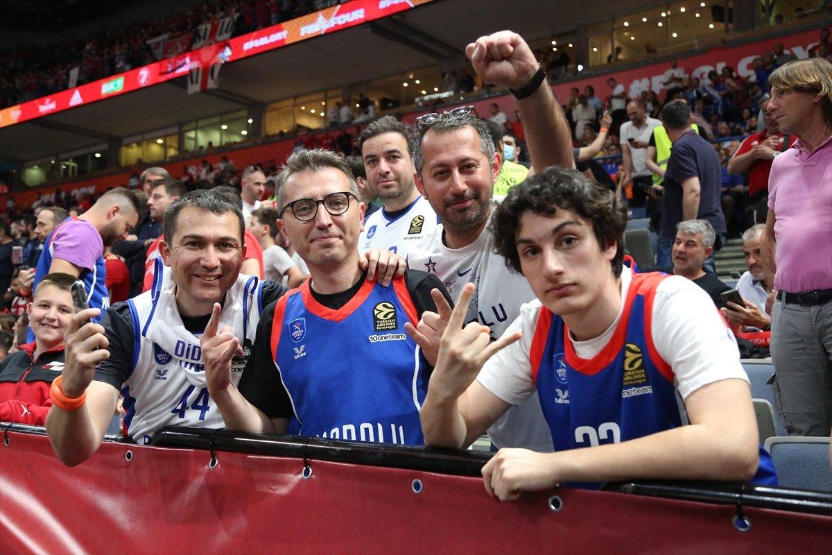 Anadolu Efes, Euroleague'de finale yükseldi