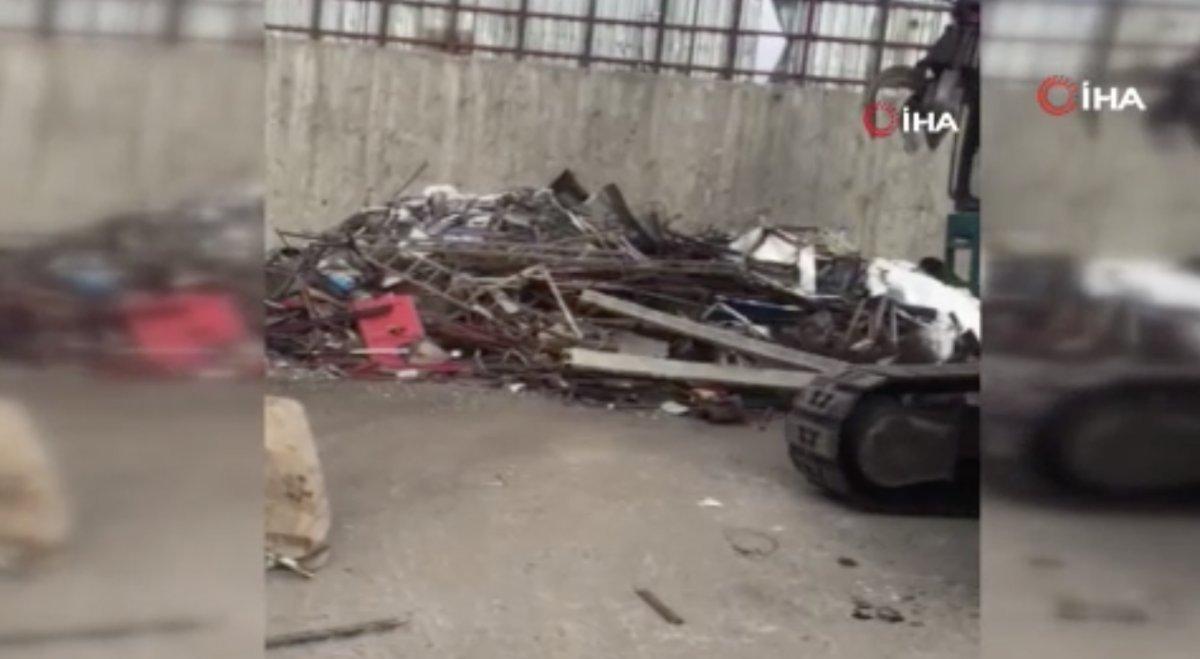 Ankara'da pes dedirten olay: Çocuğa iş makinesi kullandırdılar