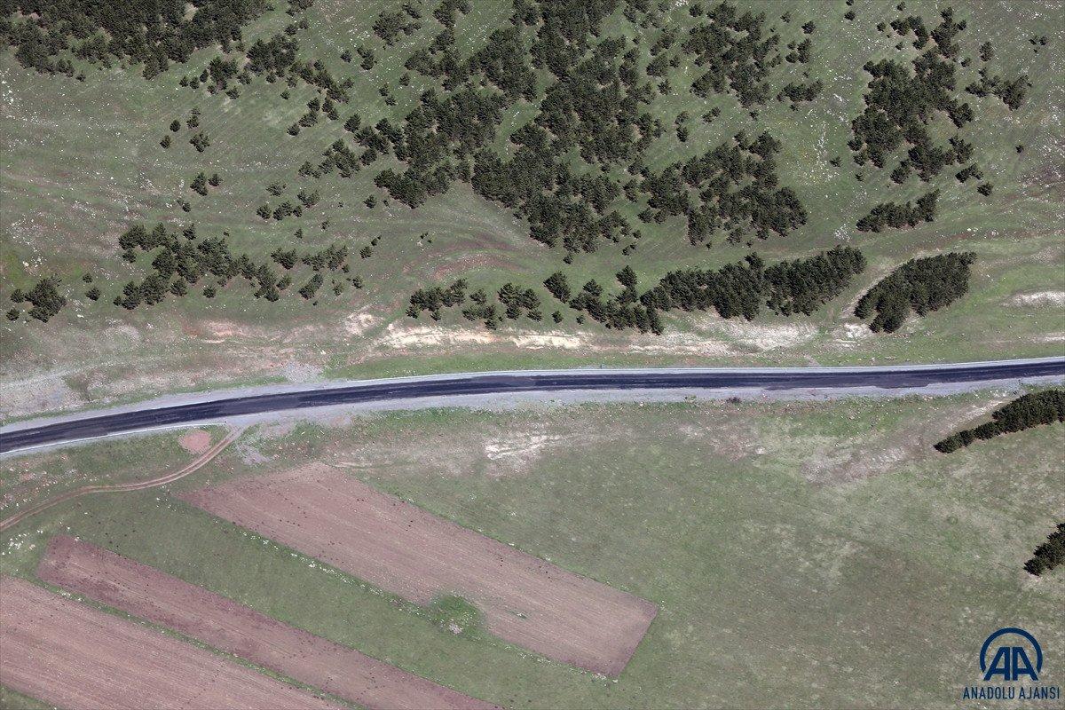 Çıldır Gölü ve etrafındaki güzellikler havadan görüntülendi