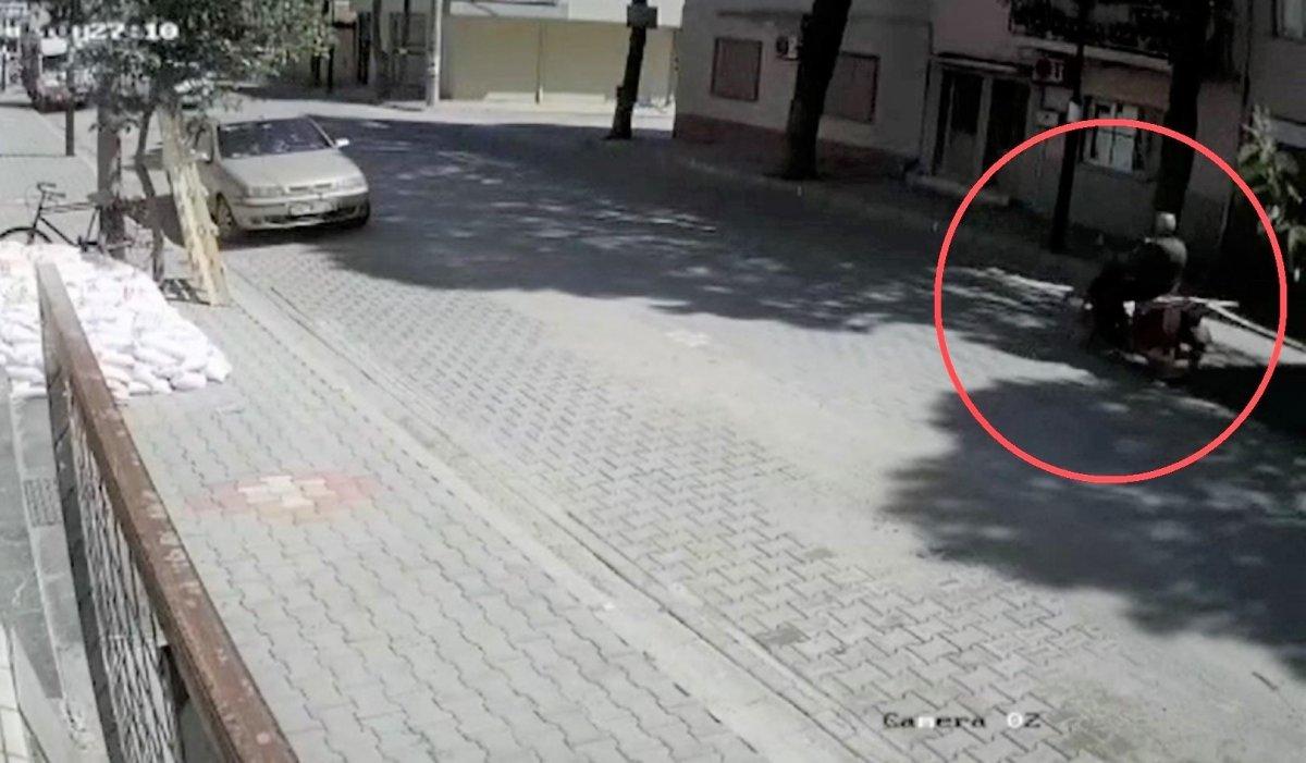 Manisa'da motosikletin üzerinde kalp krizi geçirdi