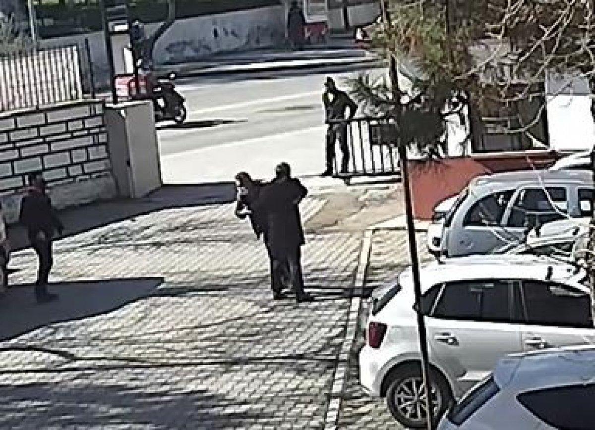 Denizli'de okul müdürü, engelli çalışanı darbetti