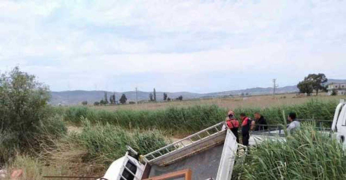 Aydın'da minibüs devrildi: 1 ölü, 3 yaralı