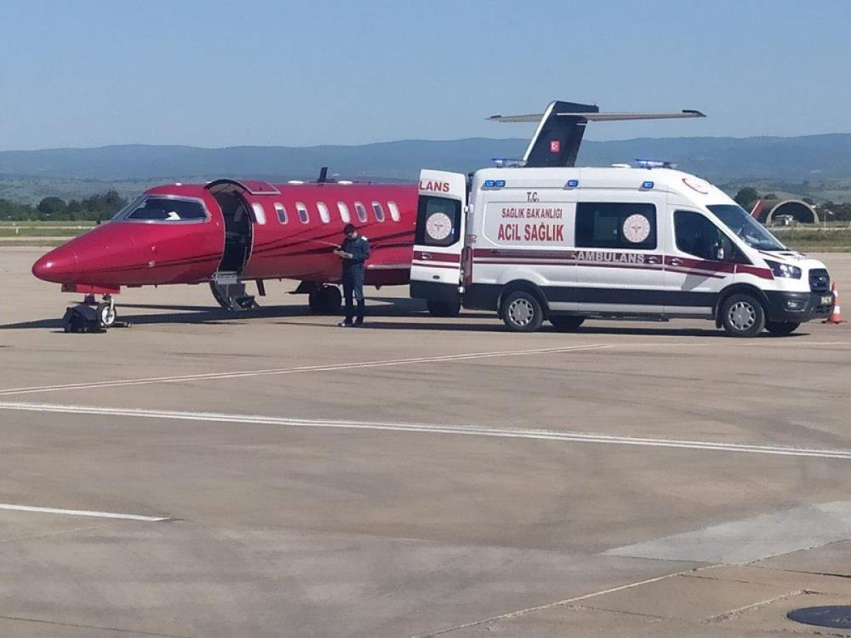 Fransa'da boğulma tehlikesi geçiren çocuk Türkiye'ye getirildi