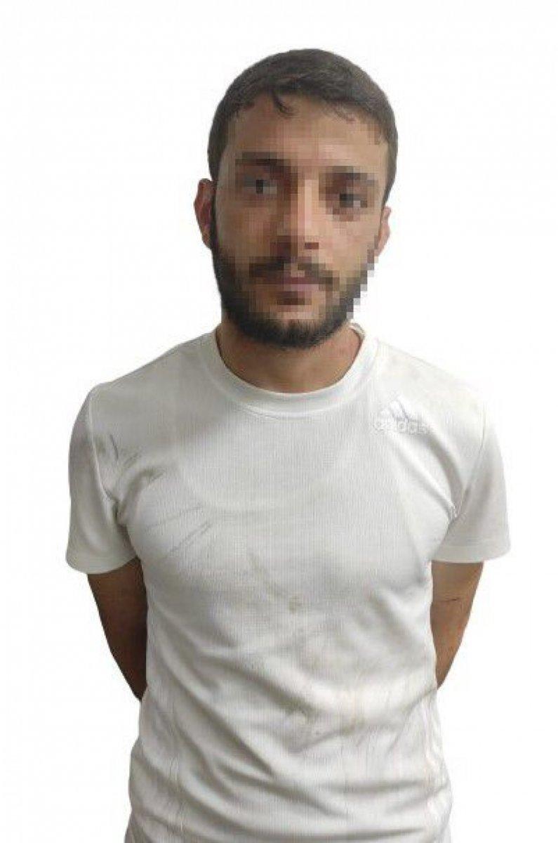 Bağcılar'da kadını döven adama engel olmak isteyen esnafa ateş açıldı