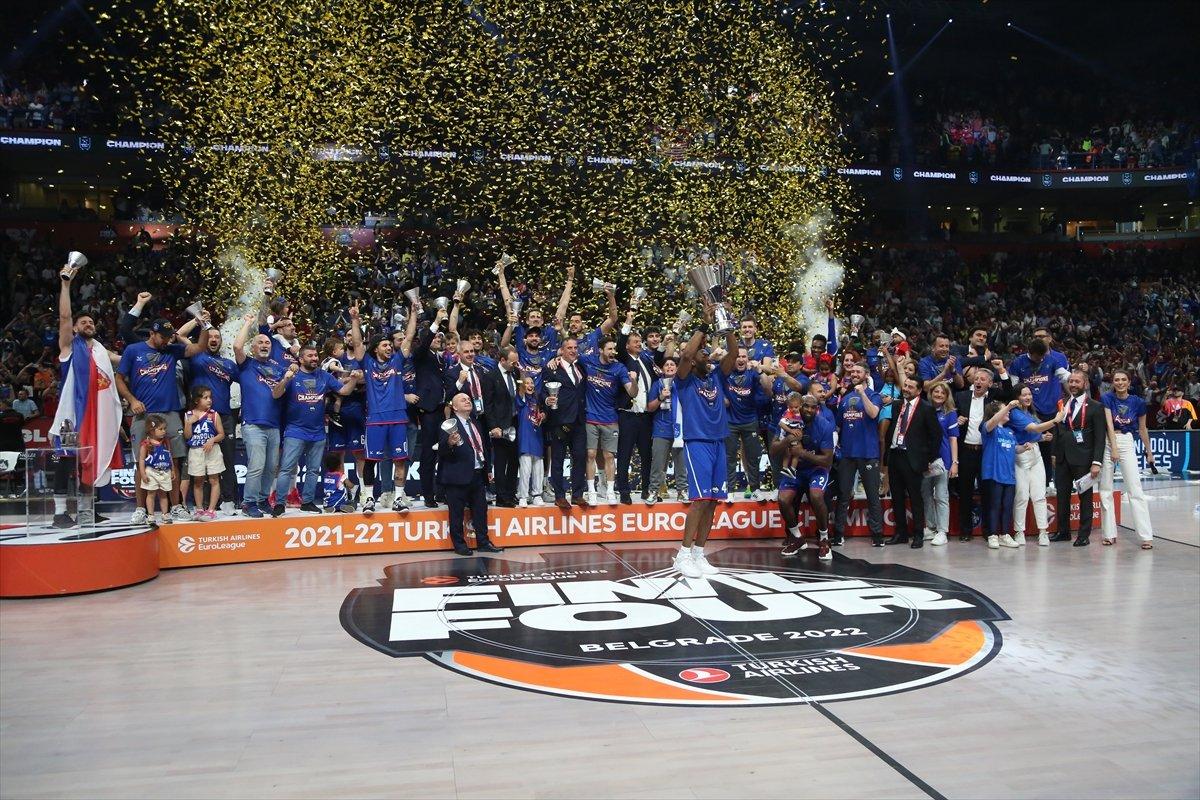 Anadolu Efes Euroleague’de şampiyon oldu