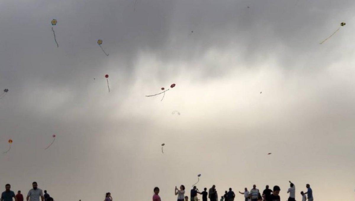 Şanlıurfa Suriye sınırında uçurtma uçuruldu