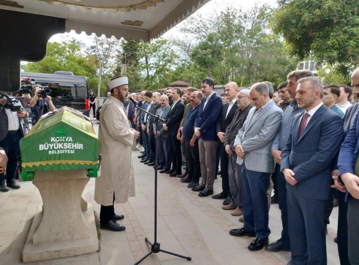 Niğde'de otobüs kazasında hayatını kaybeden üniversite öğrencisine veda