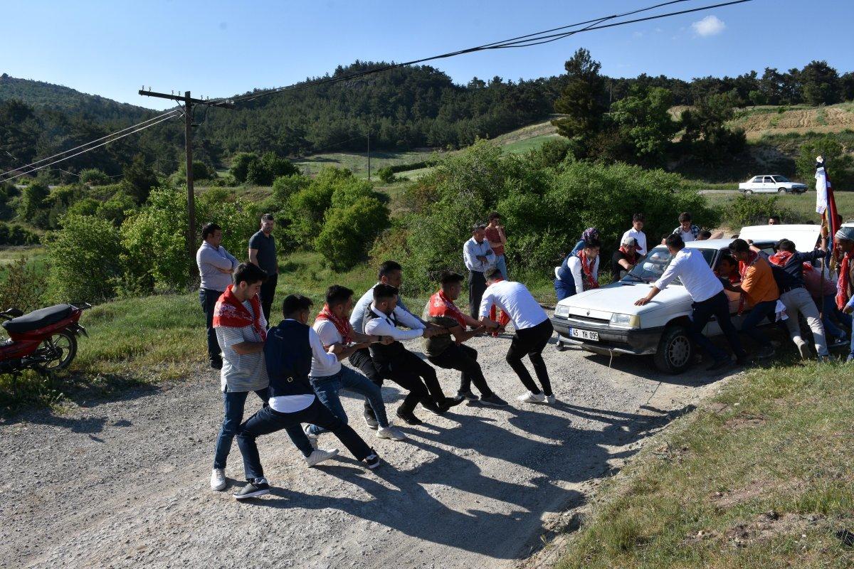 Manisa'da sağdıçlardan damada görülmemiş şaka