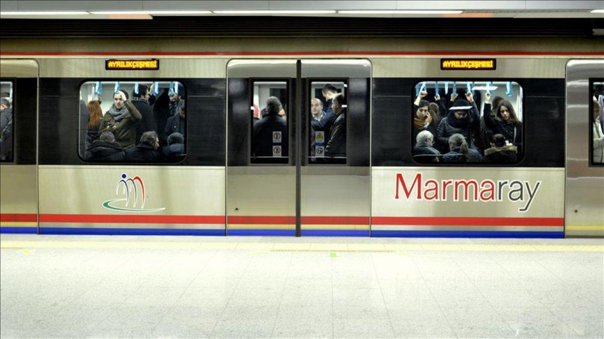 Adil Karaismailoğlu: Marmaray'la 700 bin kişi seyahat etti