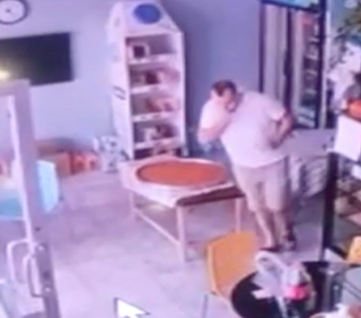 Afyonkarahisar'da pastanecinin ikramını tadarken boğuldu