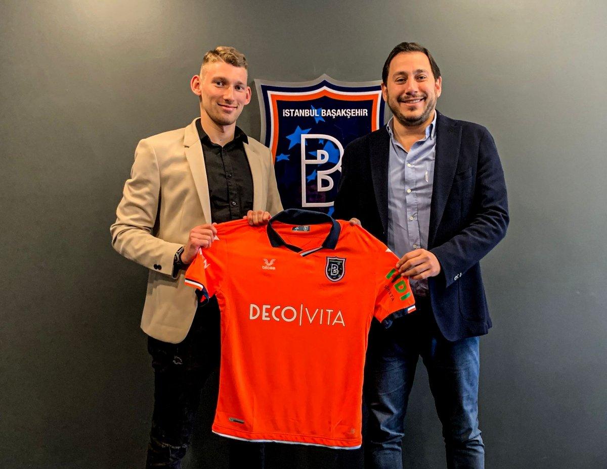 Başakşehir, Patryk Szysz'in transferini duyurdu