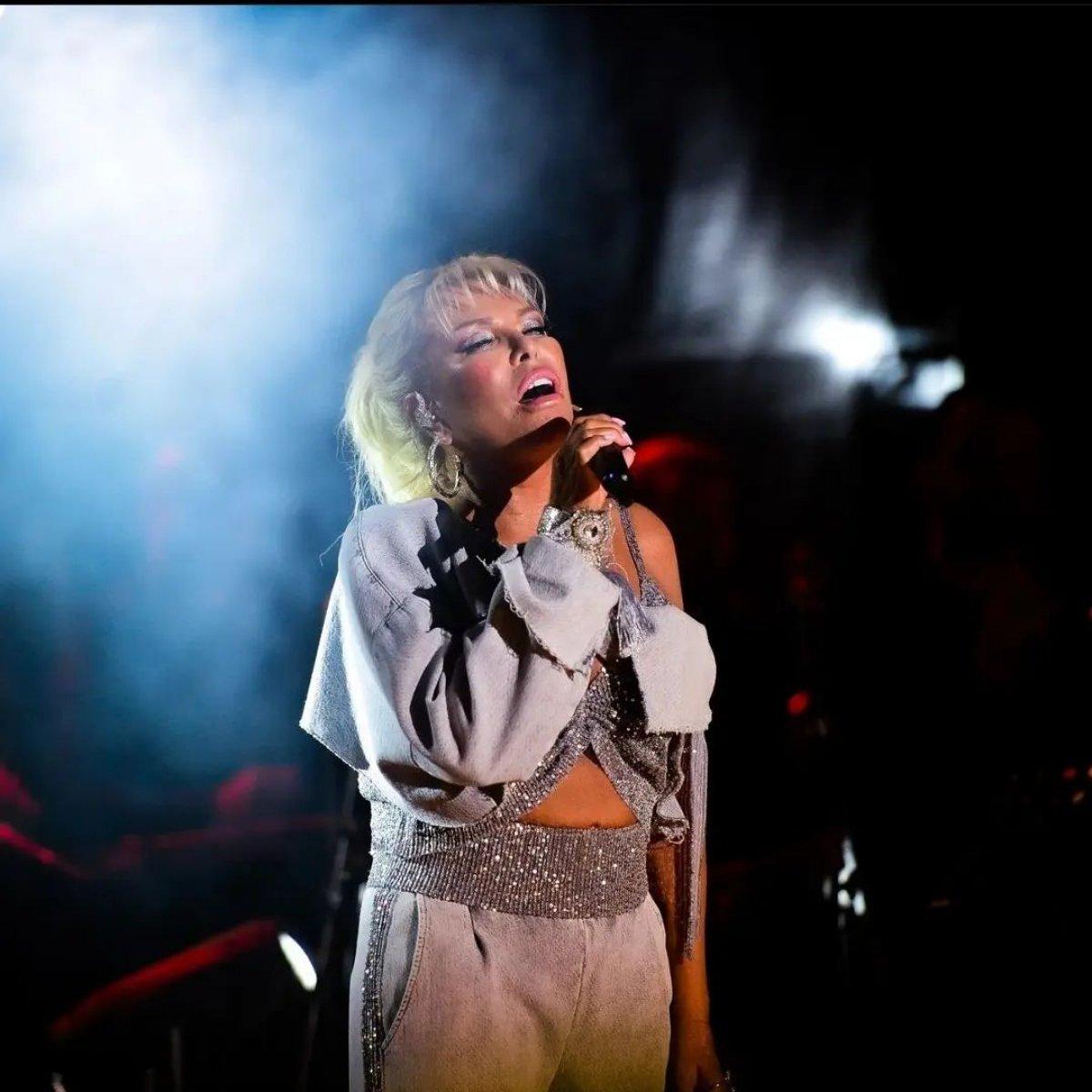 Ajda Pekkan aşka inanmıyor