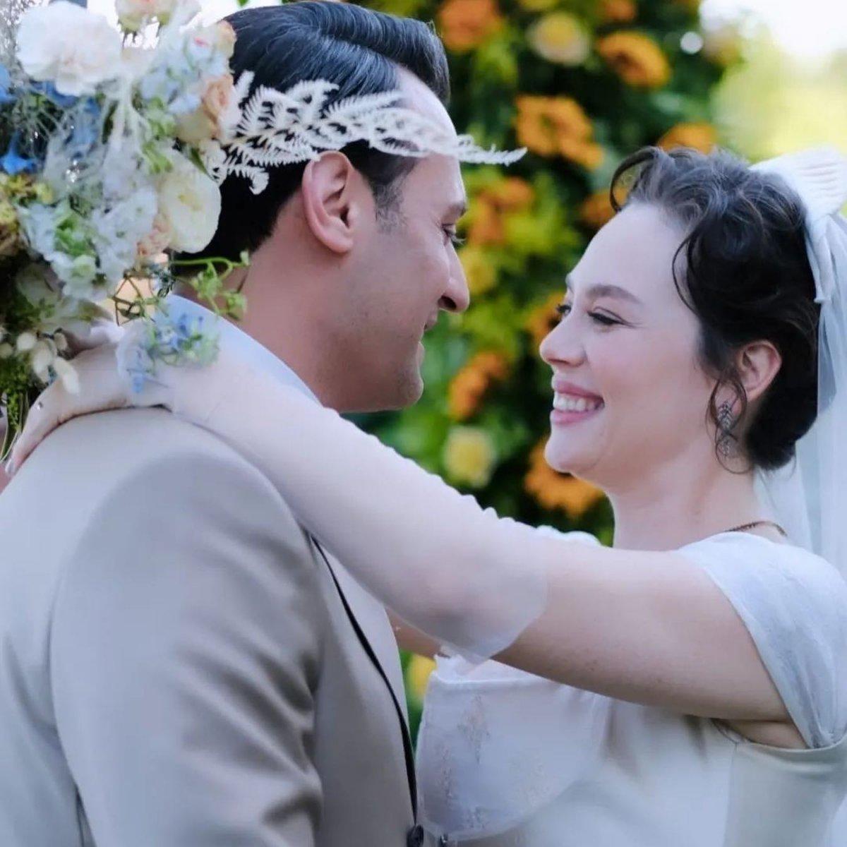 Demet Evgar'ın düğünü Emirgan'ı kızdırdı