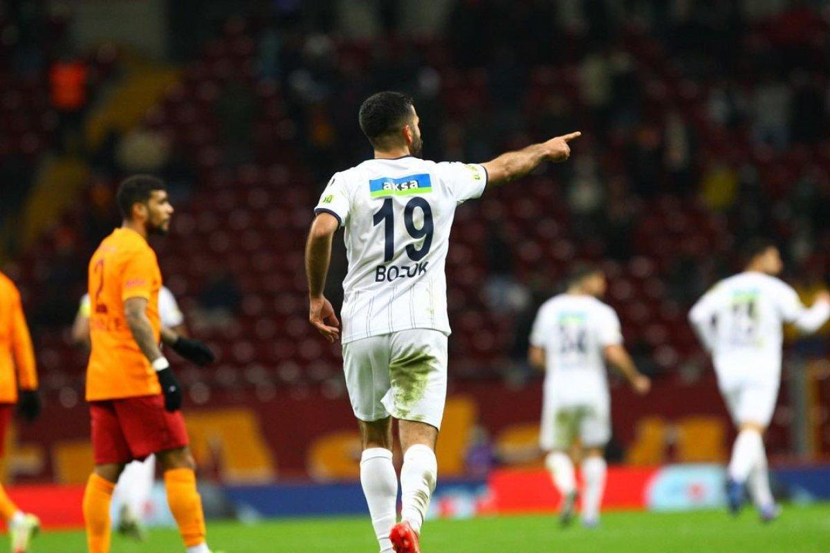 Galatasaray, Umut Bozok'la anlaştı