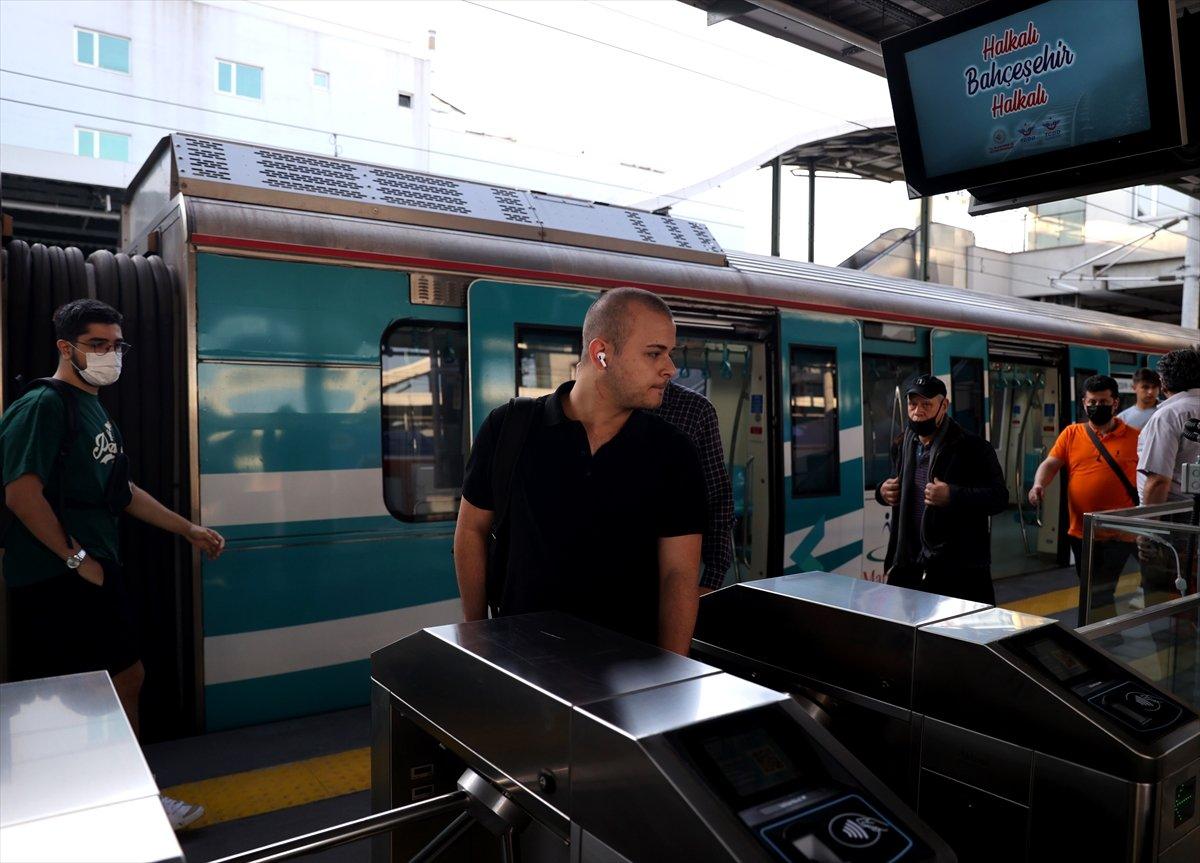 Halkalı-Bahçeşehir arası banliyö seferleri başladı