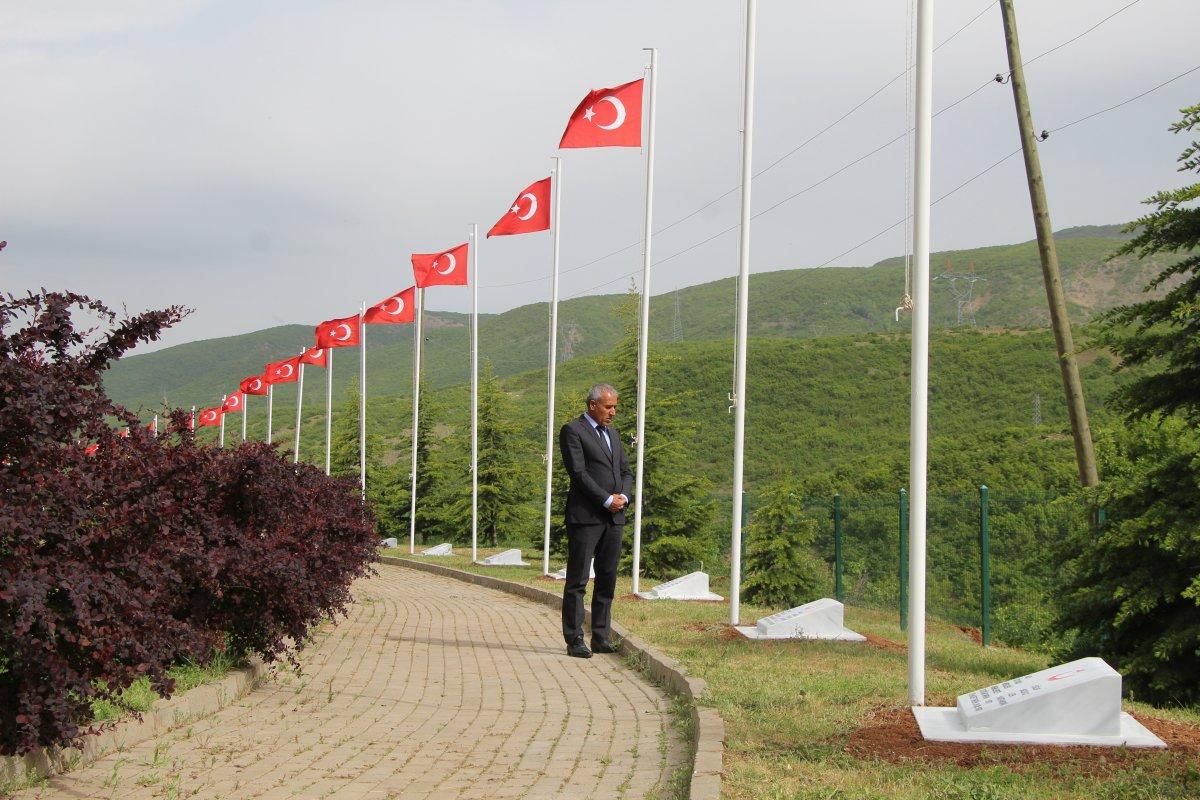 Bingöl'de 33 askerin şehit edildiği saldırıda 29'uncu yıla girildi