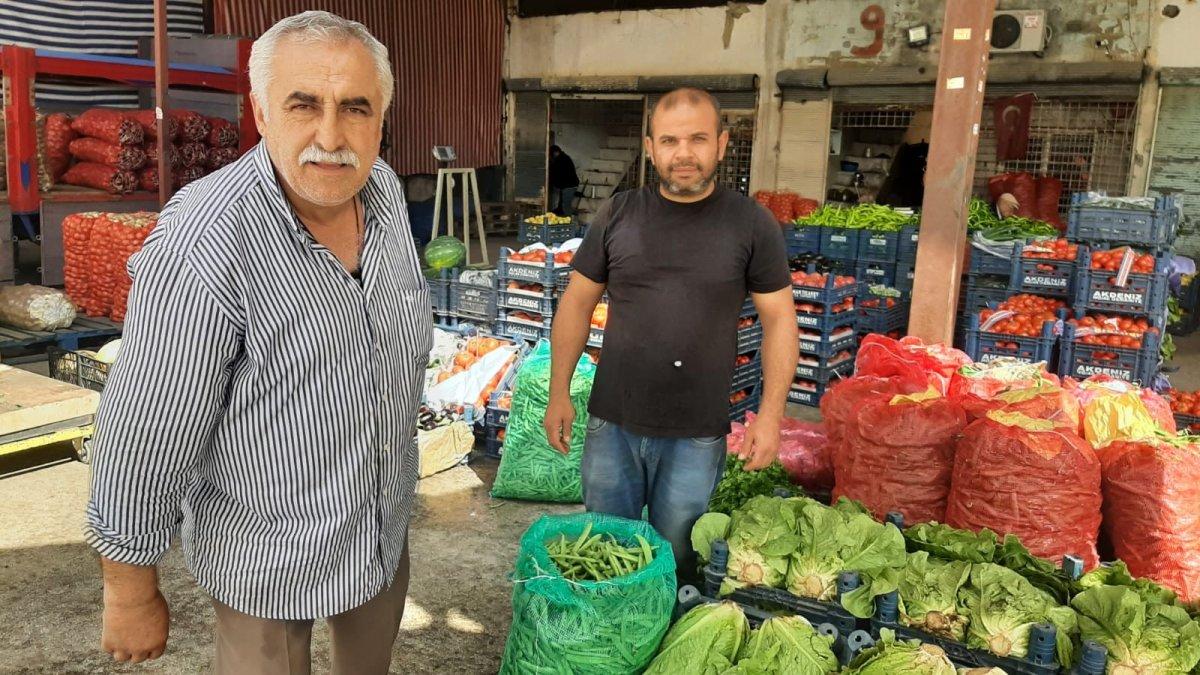 'Şemsiye ile uçan adam' uzay yolculuğuna gitmek istiyor