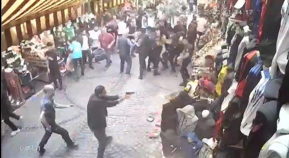 Beyazıt'taki çatışma güvenlik kamerasında