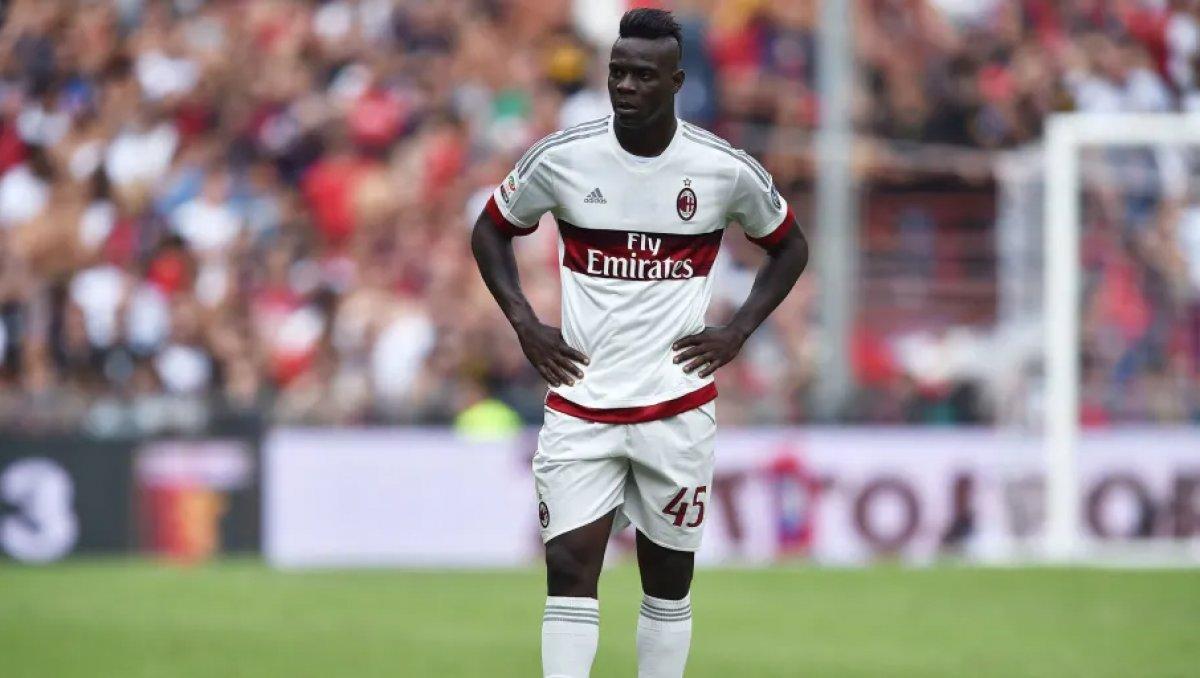 Ibrahimovic, kutlamalarda Hakan Çalhanoğlu'na sataştı