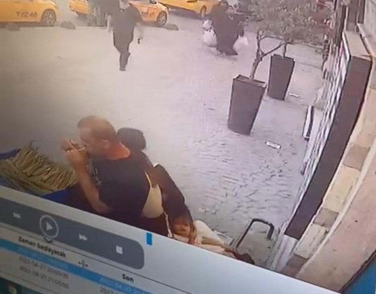 Beyoğlu'nda cep telefonu hırsızlığı