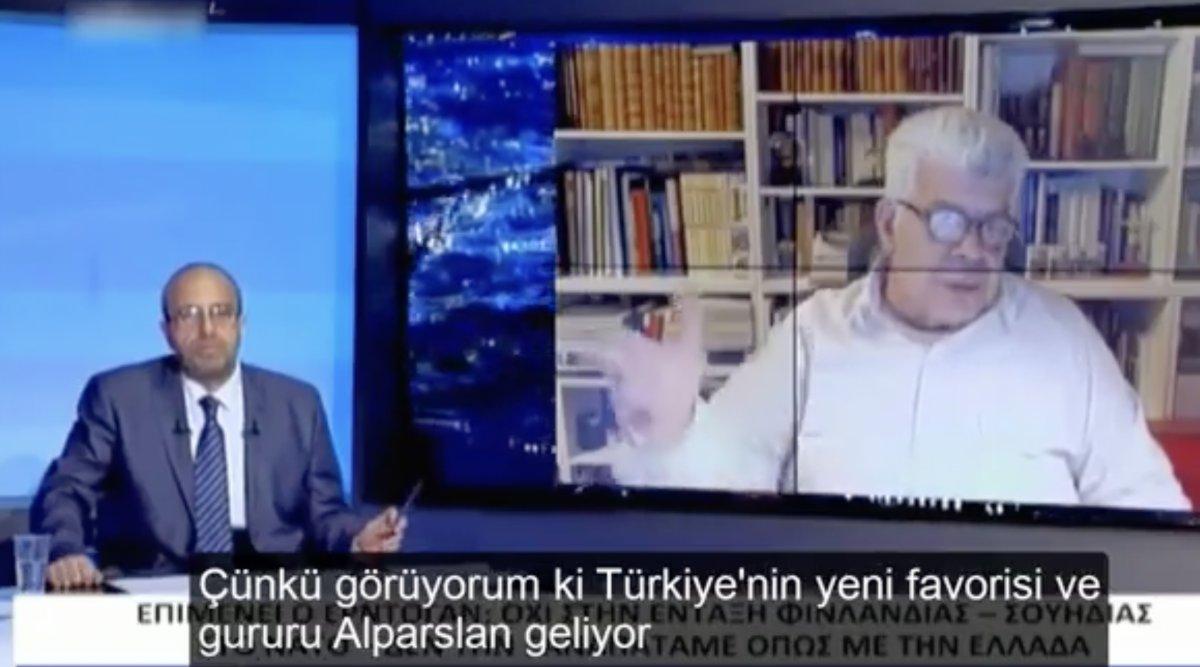 Yunan profesör: ABD'de güvenmeyelim, Türkiye ile anlaşıp petrol ve doğalgaz çıkaralım