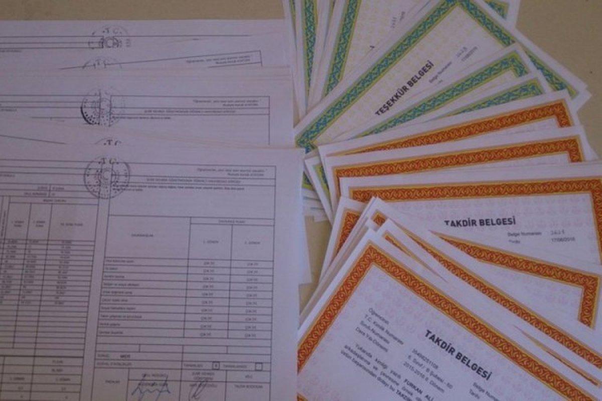 Karne günü 2022: Karneler ne zaman, ayın kaçında verilecek?