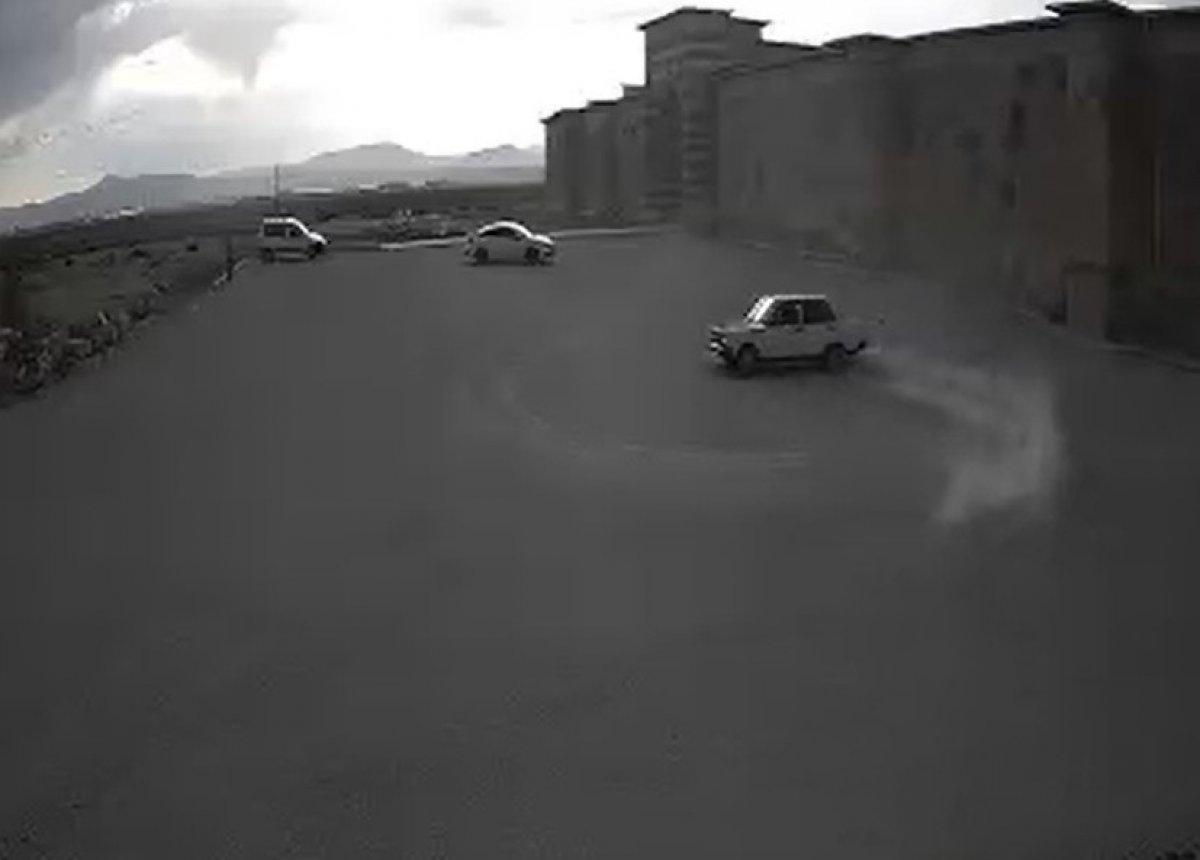 Konya'da tarihi han önündeki drifte para cezası