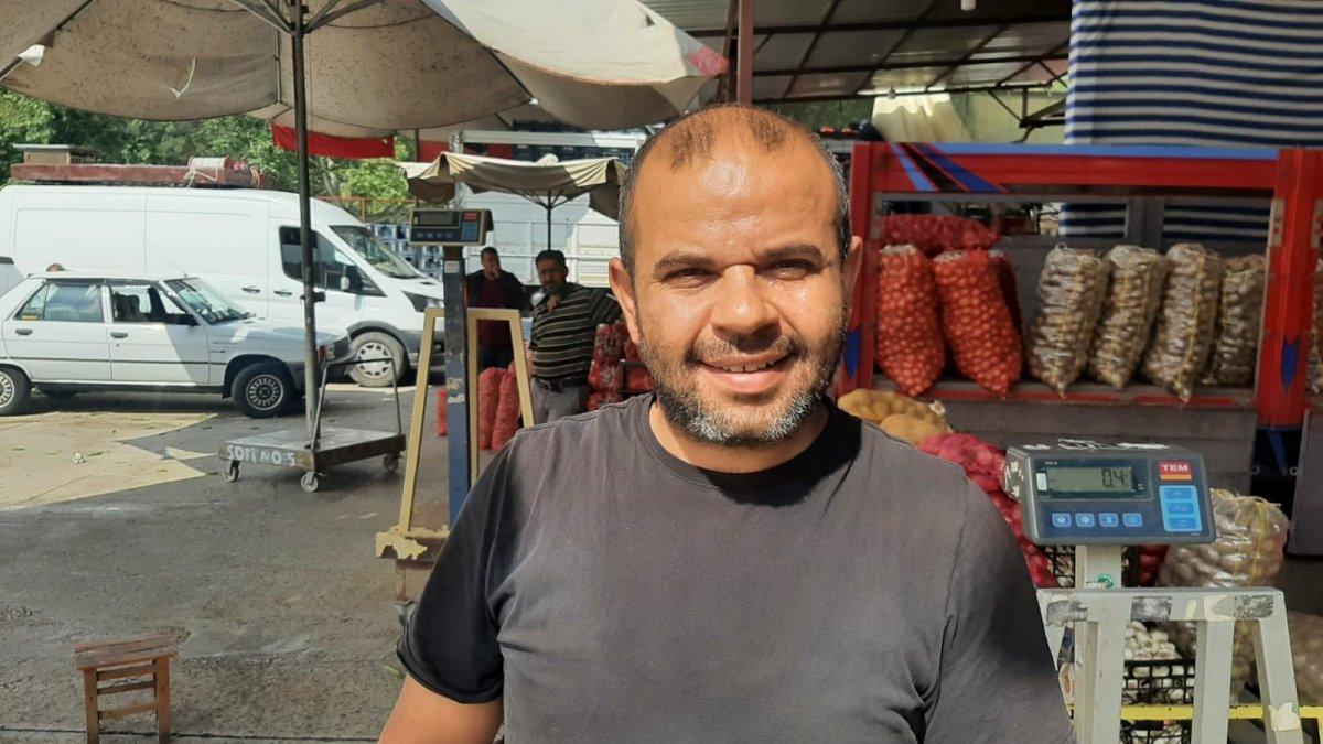 'Şemsiye ile uçan adam' uzay yolculuğuna gitmek istiyor