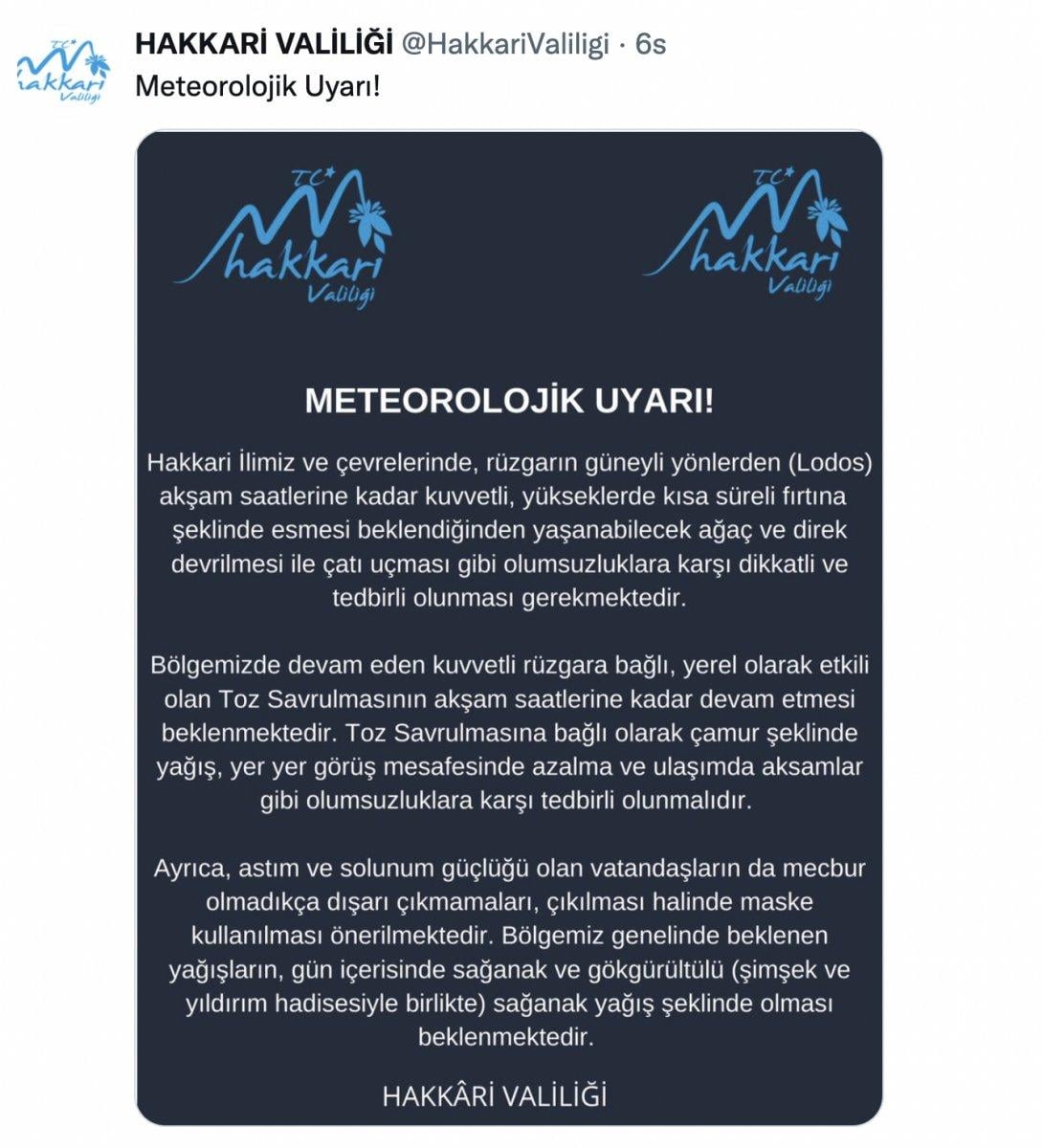 Hakkari'de toz taşınımı etkisini sürdürüyor