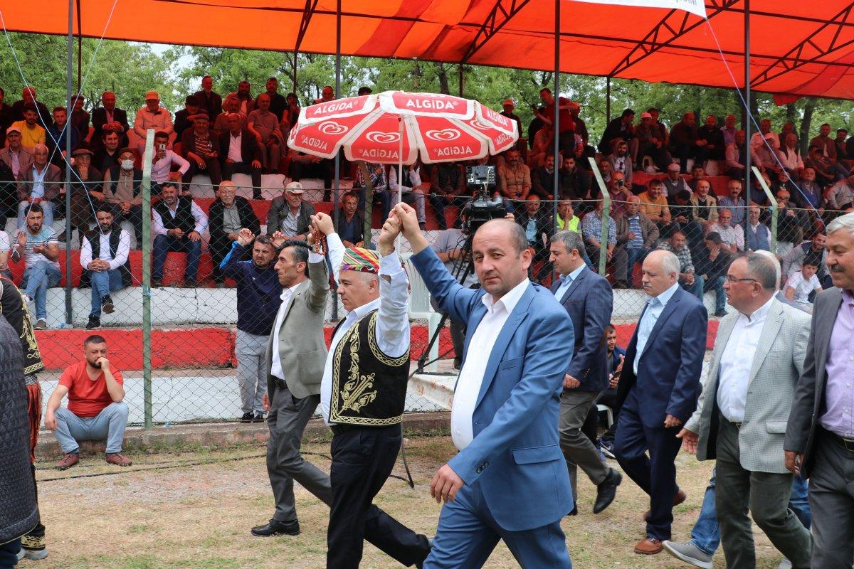 Havza Kırkpınar Yağlı Güreşleri'nde Recep Kara başpehlivan oldu