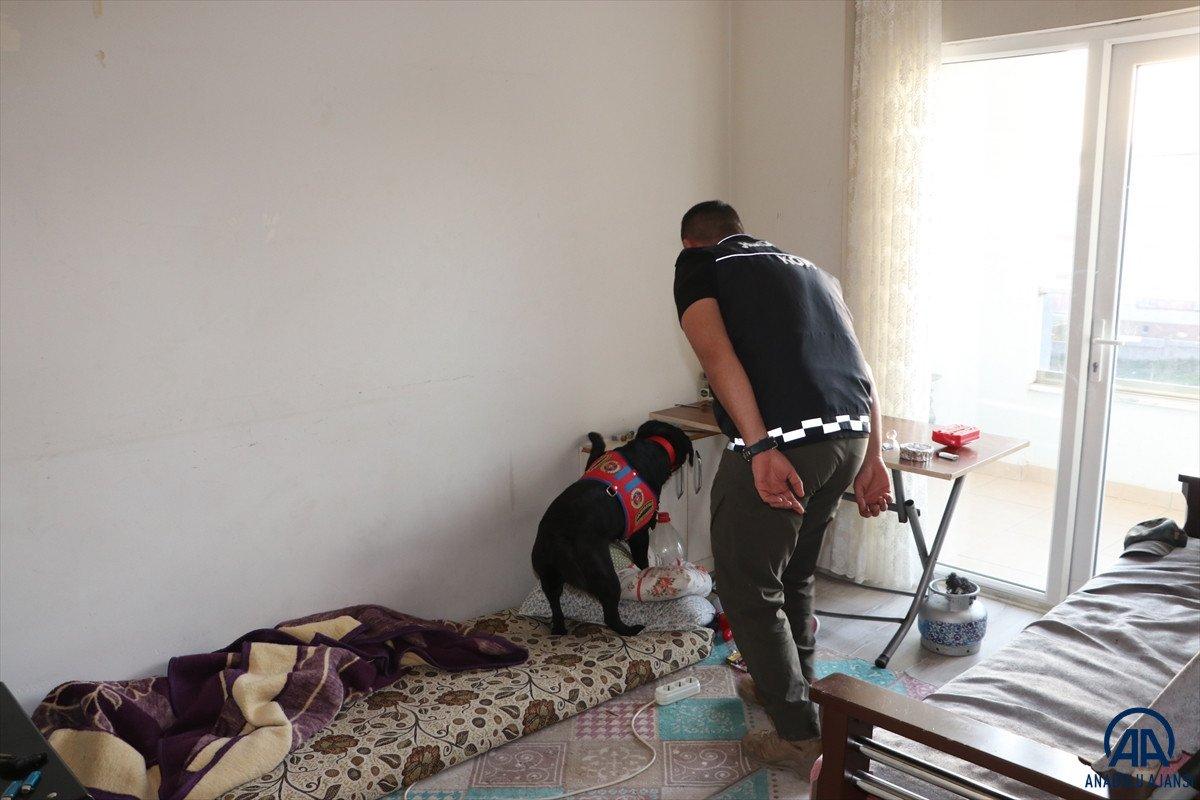 Karaman'da uyuşturucu satıcılarına operasyon: 17 gözaltı