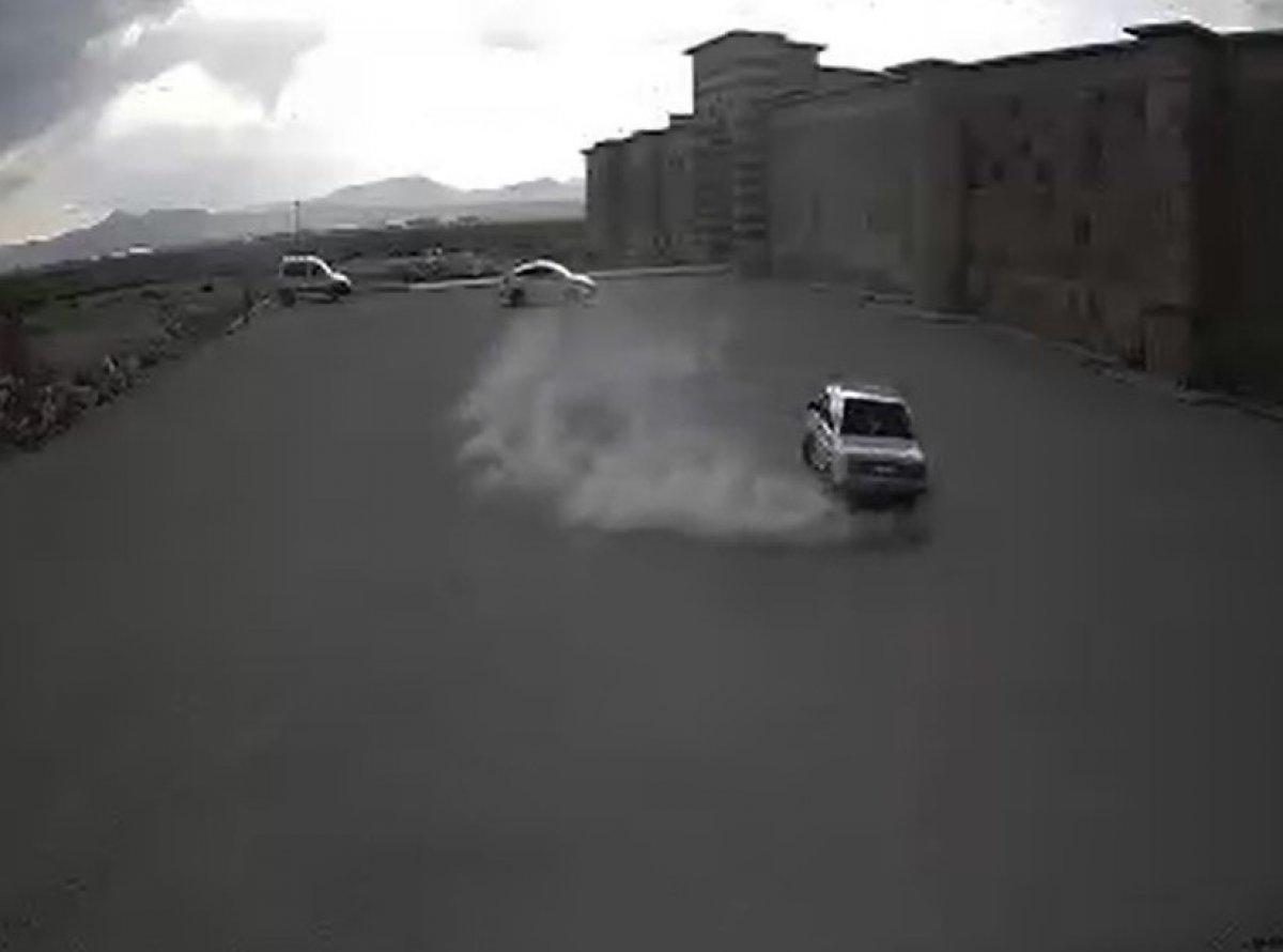 Konya'da tarihi han önündeki drifte para cezası