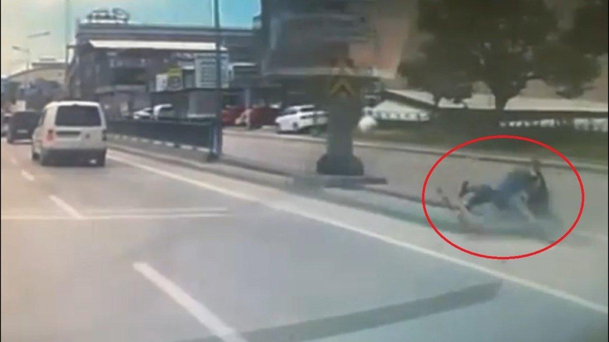 Bursa'da motosiklet ile minibüsün kazası