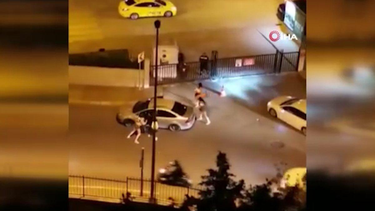 İstanbul'da kimlik soran polislere park dubasıyla saldırdılar