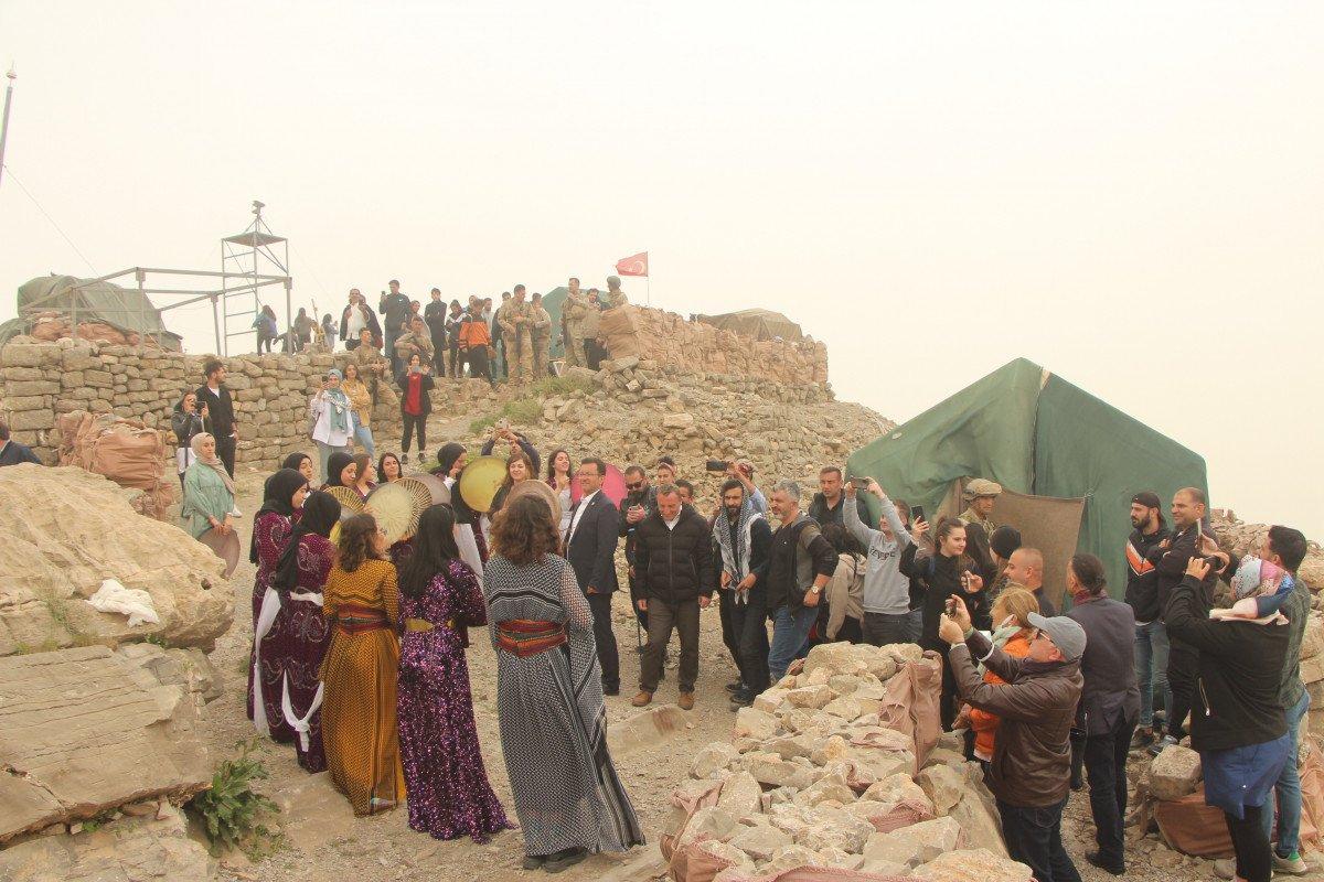 Müslüman ve Hristiyan öğrenciler, Sefine bölgesinde birlikte dua etti