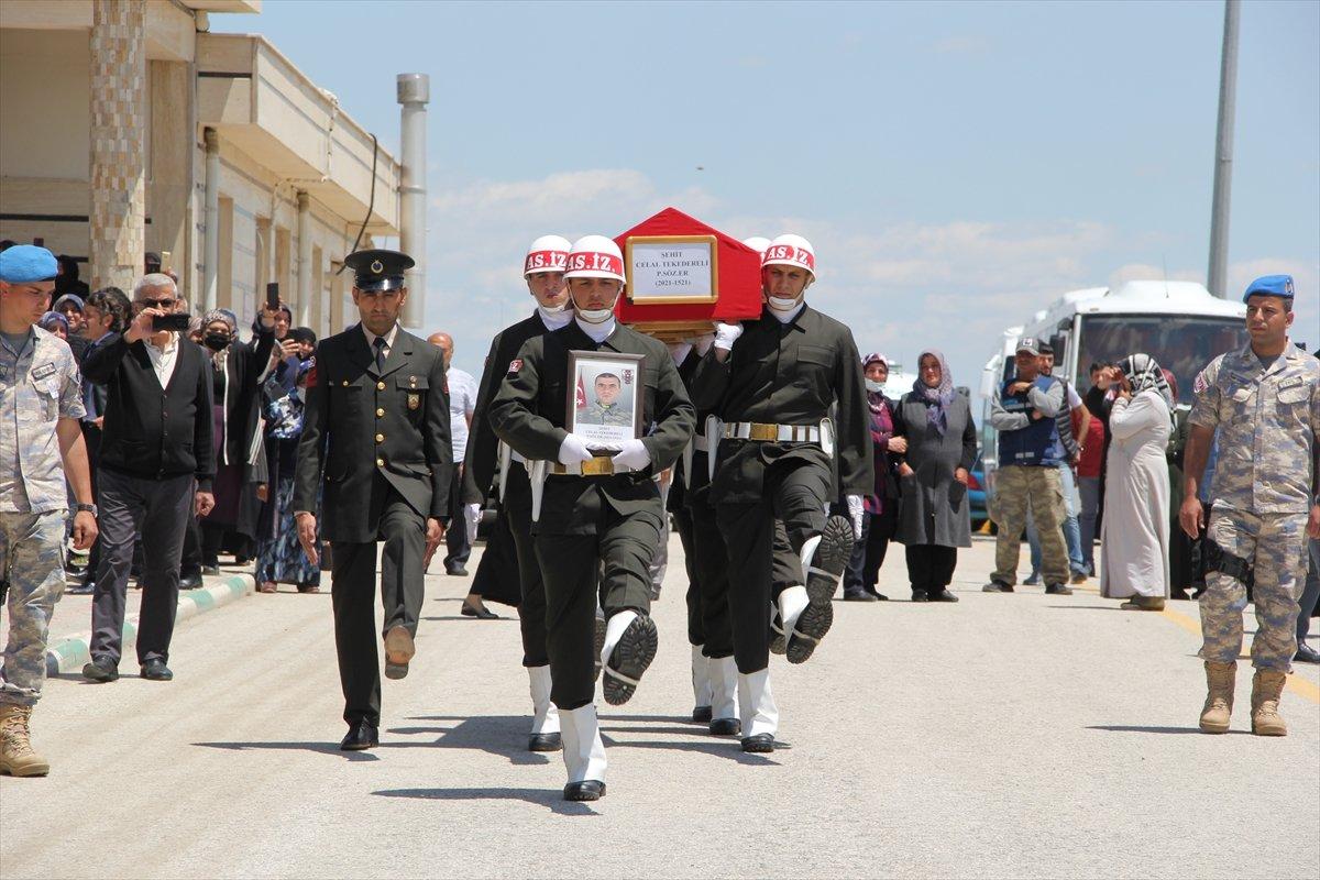 Pençe- Kilit Operasyonu'nda şehit düşen Mehmetçikler son yolculuğuna uğurlanıyor