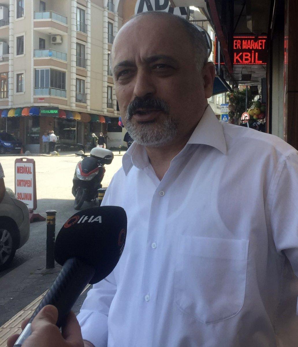 Zeytinburnu'nda önce tadına baktı, sonra çaldı