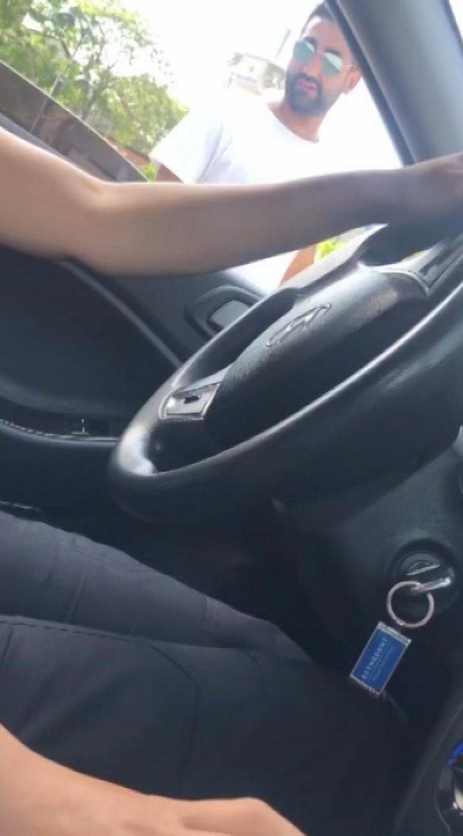 Beyoğlu’ndaki değnekçi kamerada: Polis hemen yakaladı