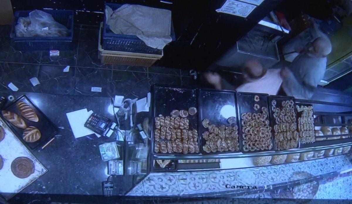 Pendik'te simiti pahalı bulan müşteri fırıncıyı yumrukladı