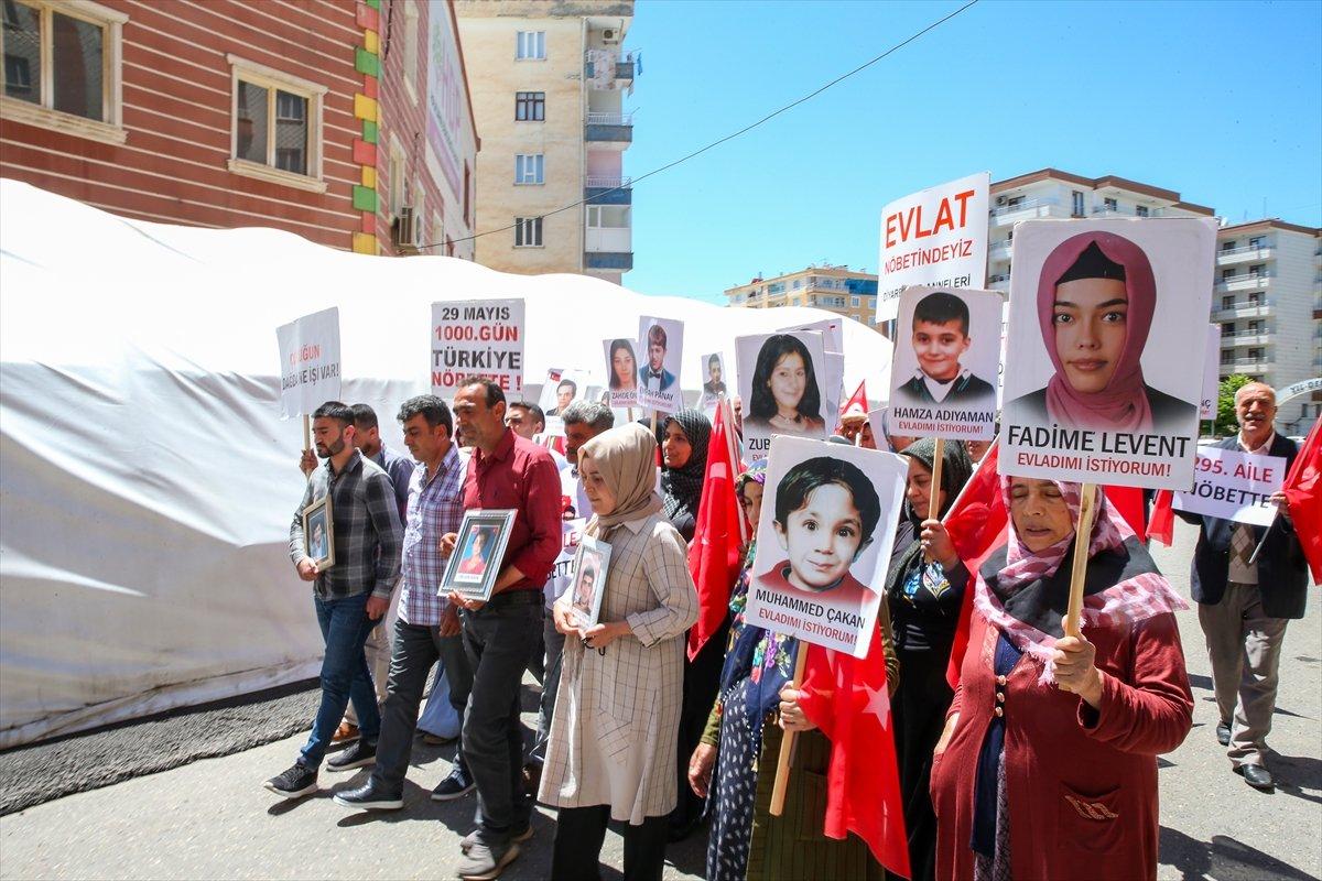 Evlat nöbetine 3 aile daha katıldı