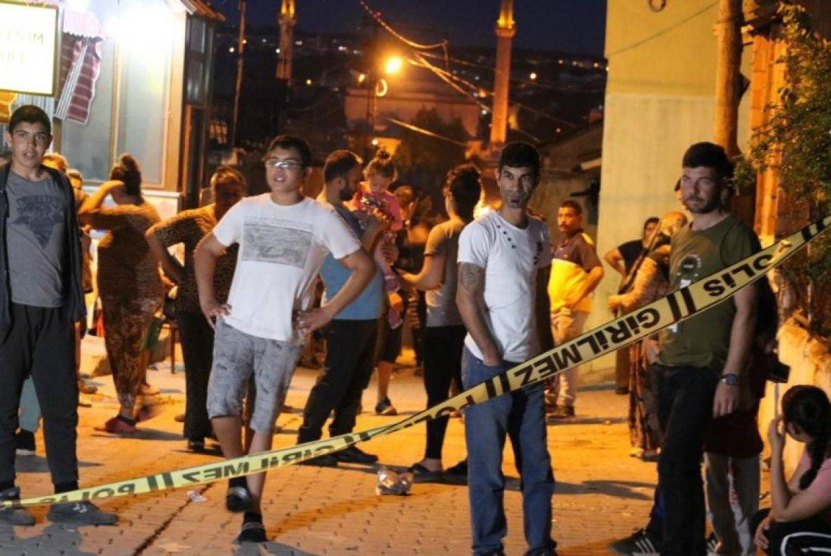 Edirne'de mahalle kavgasında ortalık savaş alanına döndü