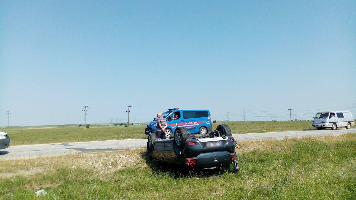 Tekirdağ'da, fren yerine gaza basan kadın kaza yaptı