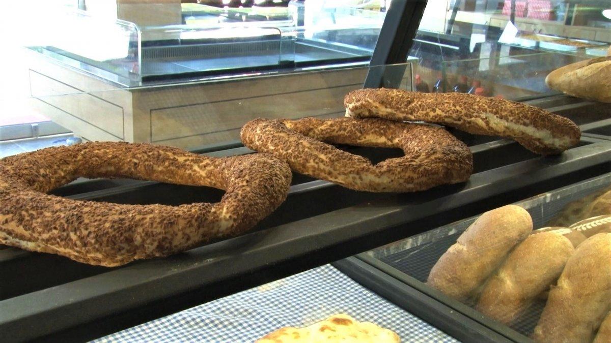 Pendik'te simiti pahalı bulan müşteri fırıncıyı yumrukladı