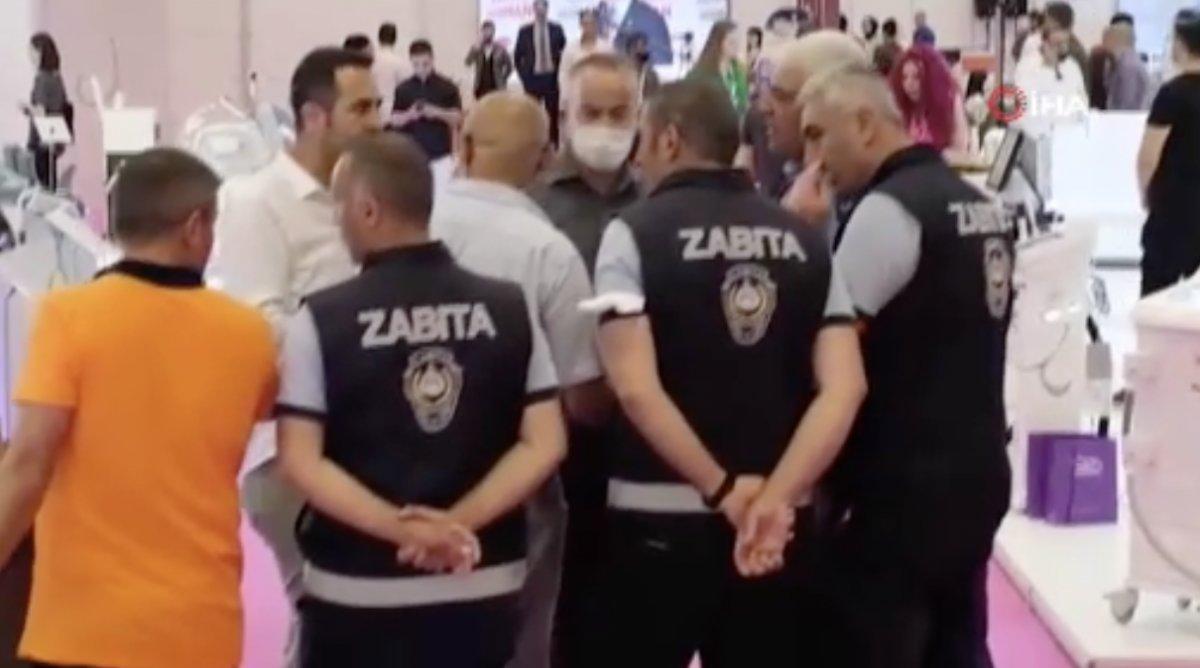 Fuar basan Bakırköy Belediyesi zabıtaları neye uğradıklarını şaşırdı