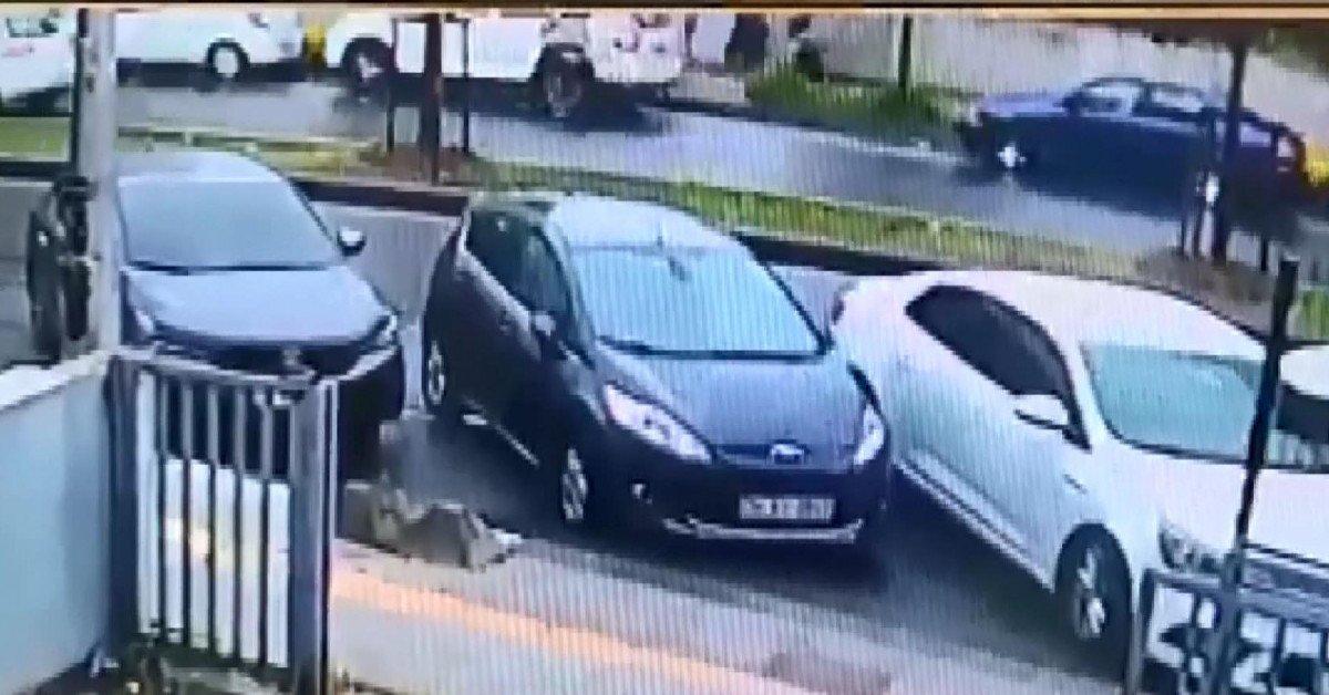 Başakşehir'de cipten 75 bin dolar çaldılar