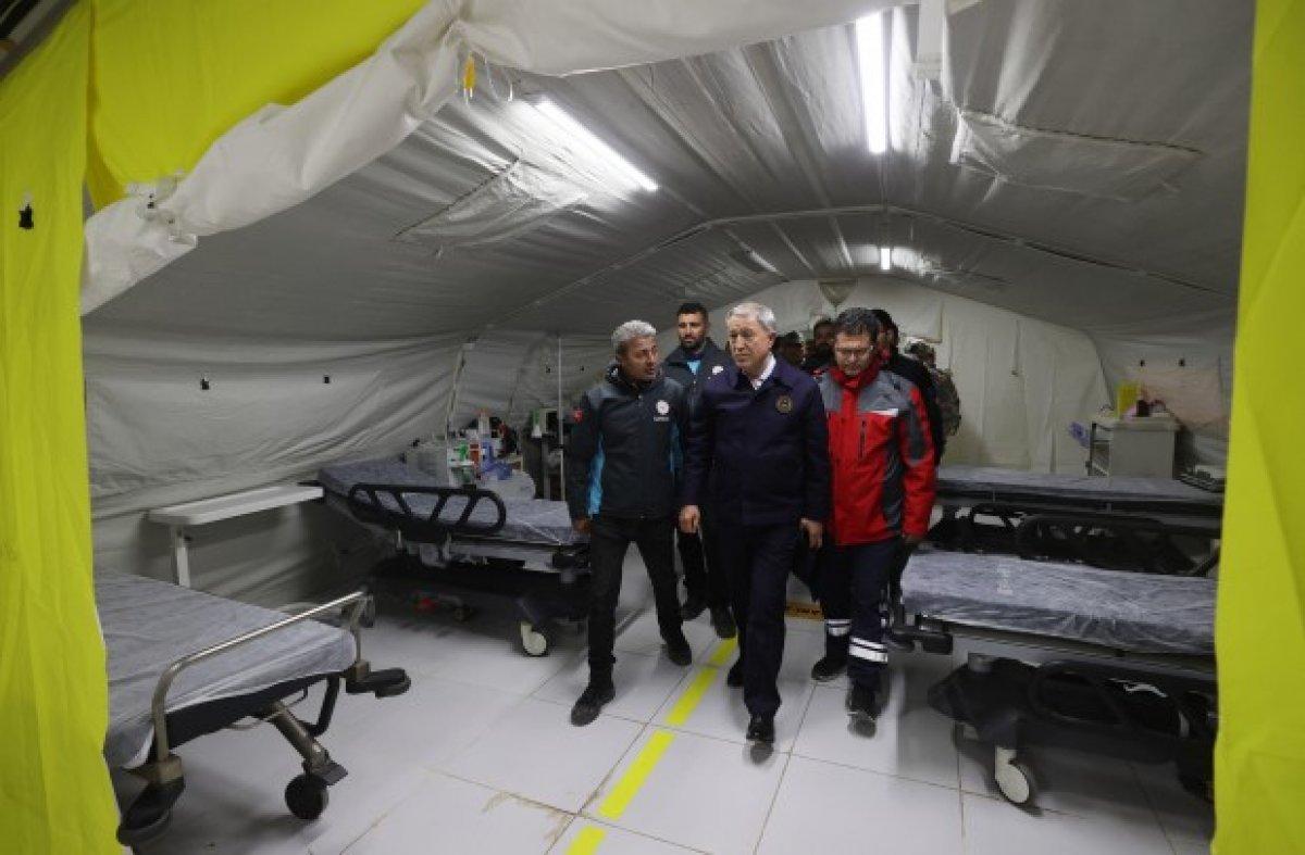 Fahrettin Koca'dan Hulusi Akar'a teşekkür