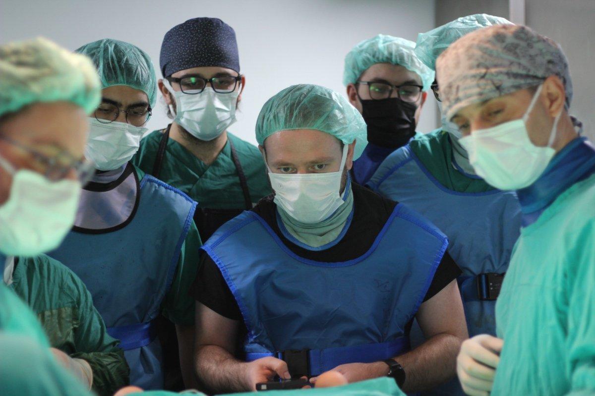 Trabzon'da 10 yıldır idrar yapamayan hasta tedavi edildi